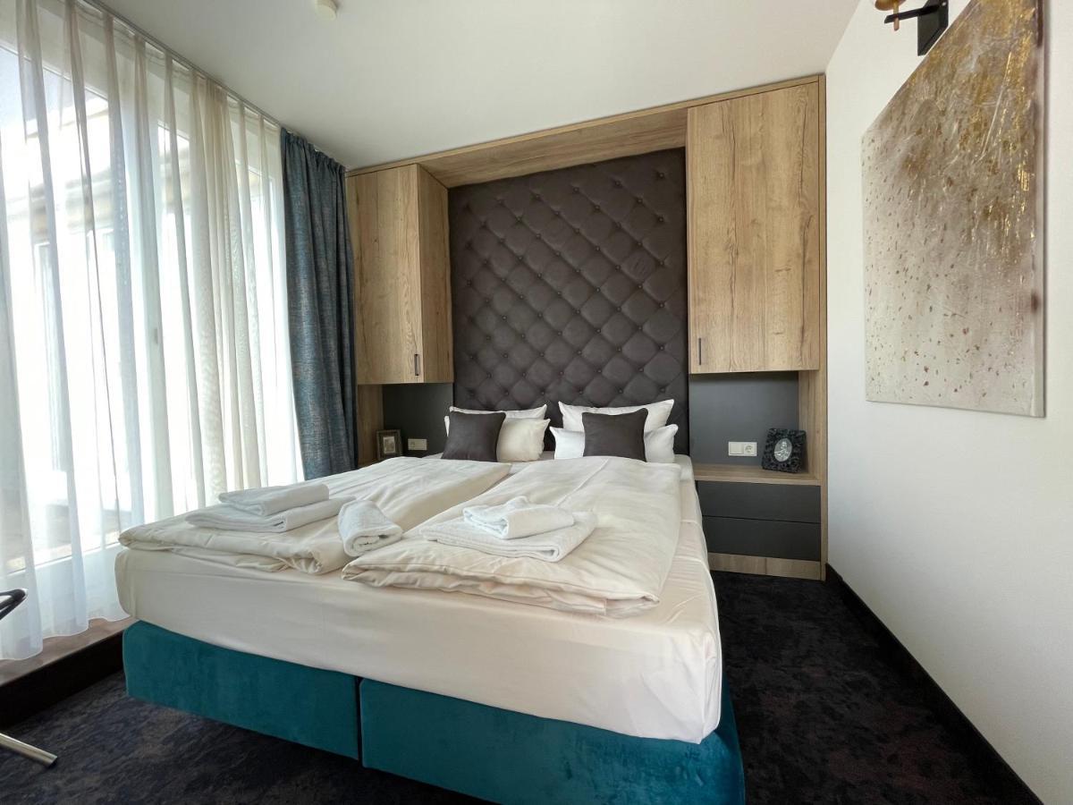 Maisonette-Apartment An Der Frauenkirche Дрезден Екстериор снимка