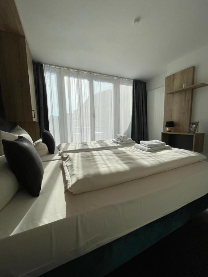 Maisonette-Apartment An Der Frauenkirche Дрезден Екстериор снимка