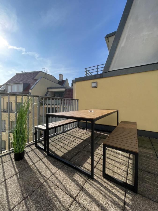 Maisonette-Apartment An Der Frauenkirche Дрезден Екстериор снимка